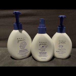 Gently Used Monat Junior Line